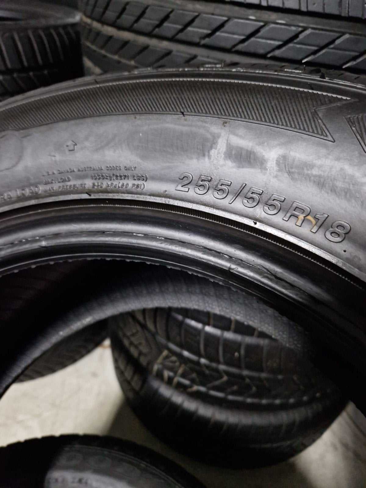 25555r18 255 55 r18 255/55/r18 Dunlop avec montage, Enlèvement ou Envoi
