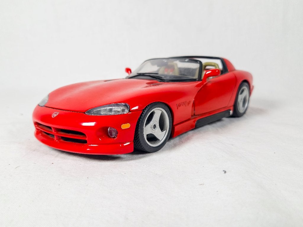 Bburago Dodge Viper RT/10 (1/18) - Rood, Enlèvement, Utilisé, Voiture, Burago