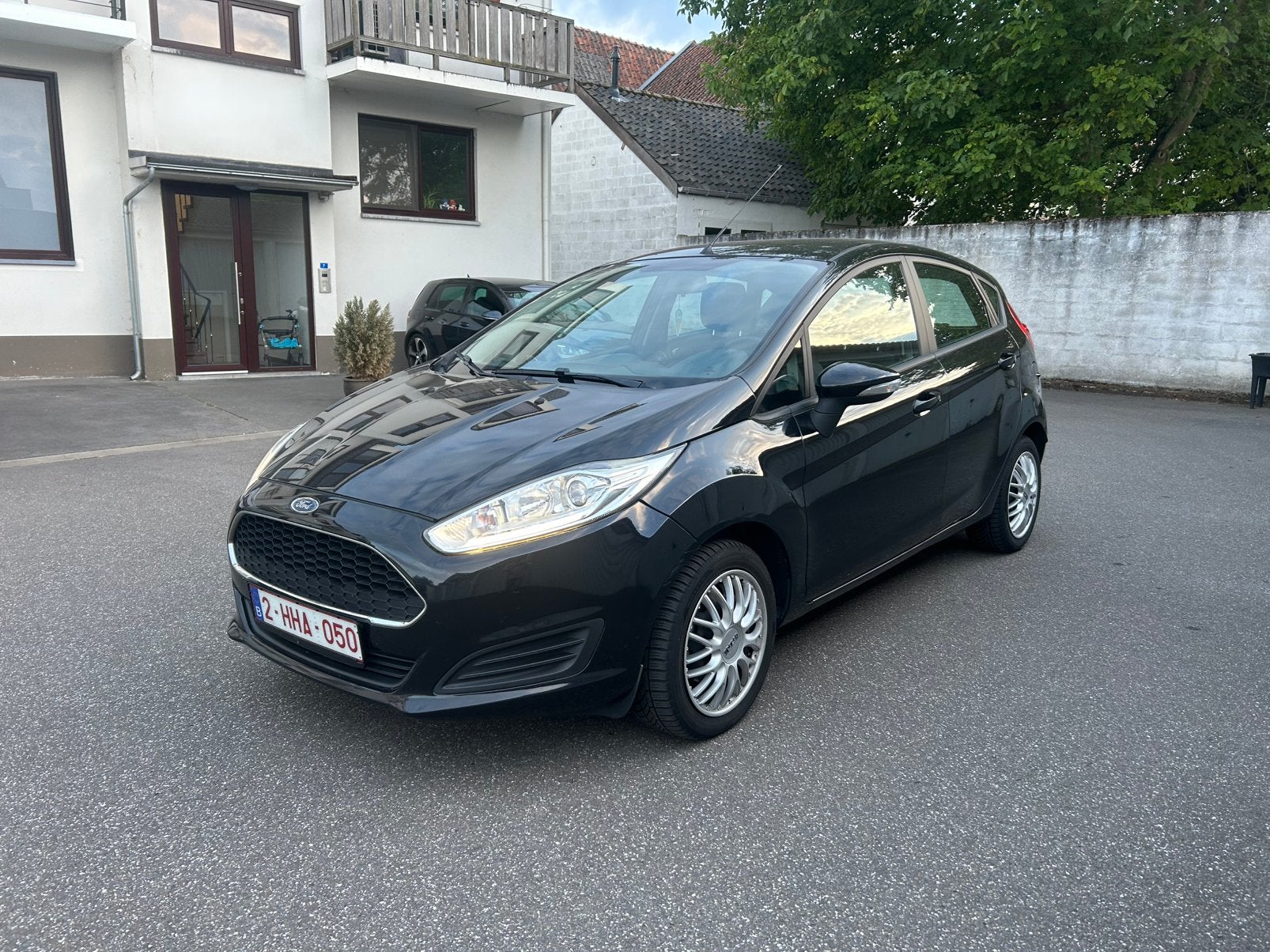 Ford Fieta Sync 1.0 - Nieuwe distributieriem - keuring vvk, Voorwielaandrijving, Stof, Start-stop-systeem, Zwart