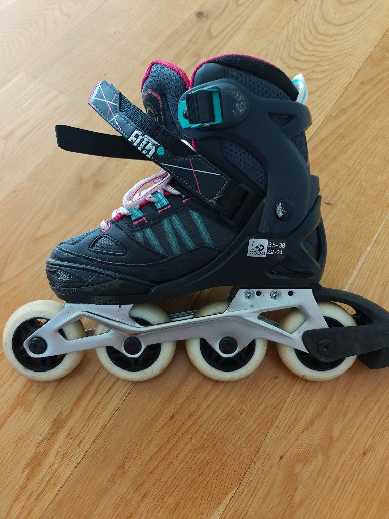 rolschaatsen, Sport en Fitness, Skeelers, Verstelbaar, Kinderen, Zo goed als nieuw, Inline skates 4 wielen