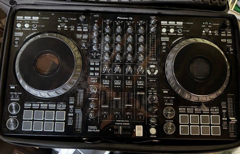 Pioneer DDJ-FL10 + Sac de transport pioneer, Musique & Instruments, DJ sets & Platines, Enlèvement, Comme neuf, Platine, Pioneer