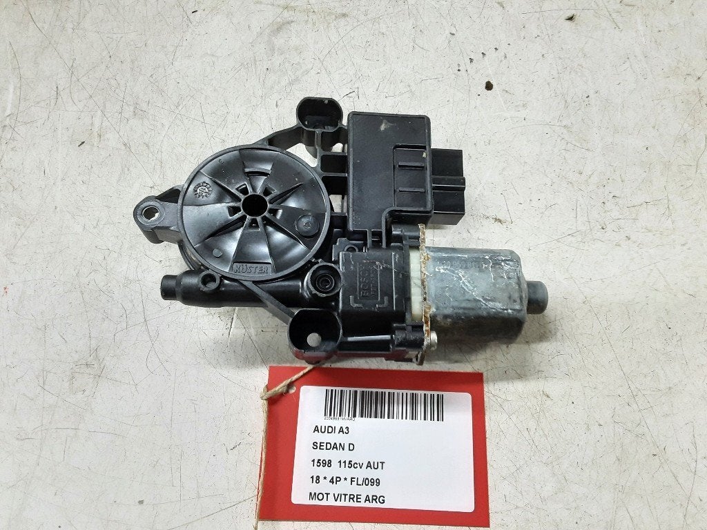 MOTOR RAAMMECHANIEK LINKS ACHTER A3 Limousine (8VS / 8VM), Gebruikt, Mevr. I. Hauben, Audi, Rue de l'Espoir 34 34
4030  GRIVEGNÉE, BE