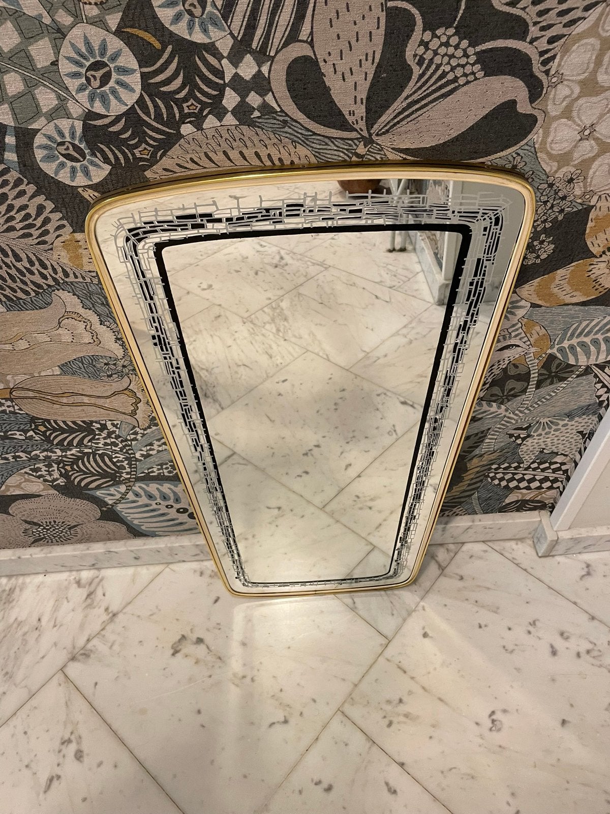 Miroir années 70, Enlèvement