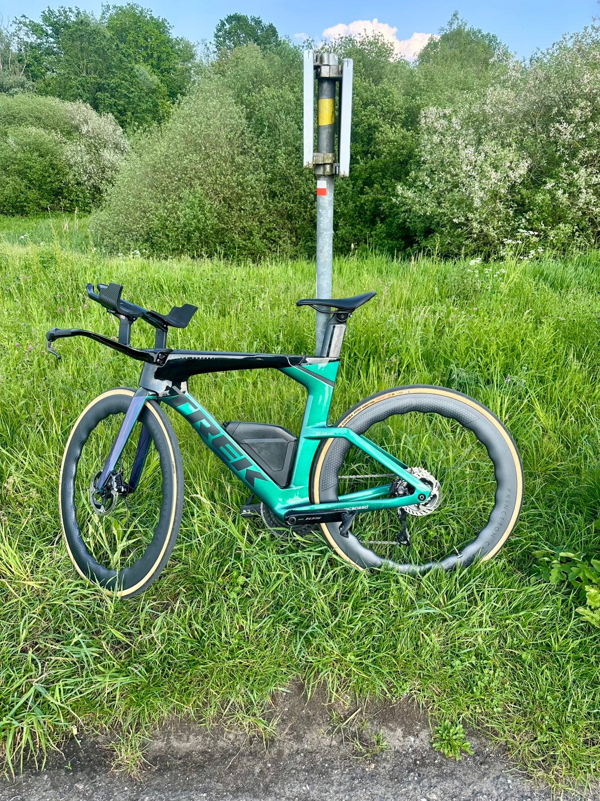 Trek Speedconcept (Medium), 28 inch, Gebruikt, Meer dan 20 versnellingen, Schijfrem