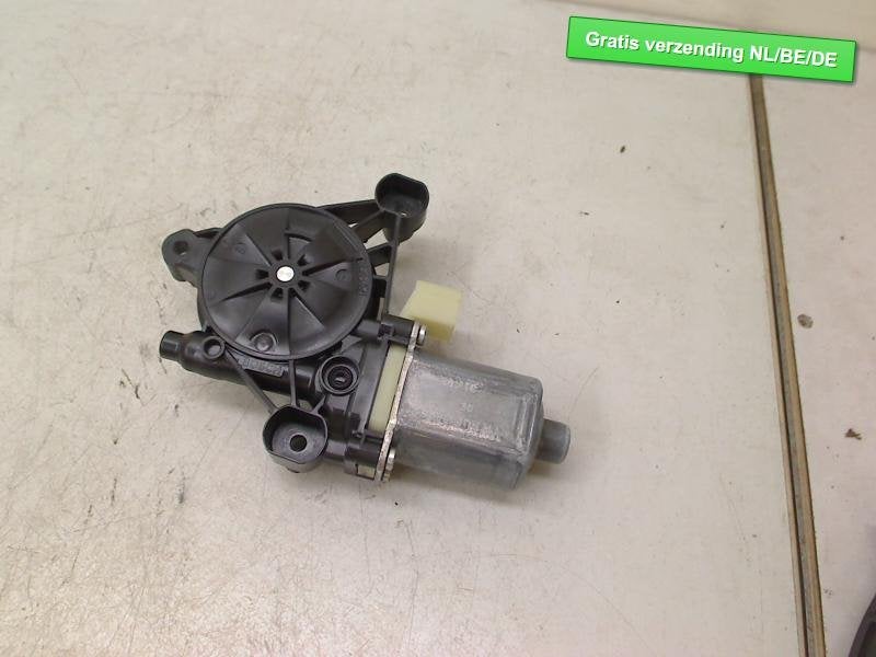 MOTEUR LEVE VITRE ELECTRIQUE AVANT GAUCHE Audi A4 (B9), Autos : Pièces & Accessoires, Auto-Union-Straße  1,
85057  Ingolstadt, DE
