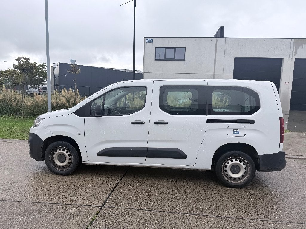 citroen berlingo/L2/3place/2022/clim/cruise/carplay/capteurs, https://public.car-pass.be/vhr/a687c684-dbdb-41ef-b250-7e3b4175a2fd