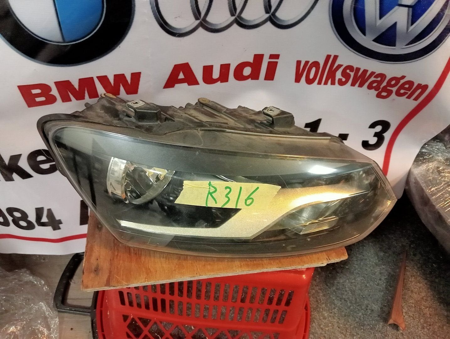 VW Polo 6R H7 Halogeen Koplamp Rechts R 6R1941008F, Auto-onderdelen, Gebruikt, -, Volkswagen, -