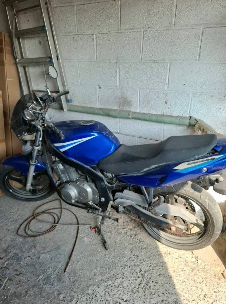 Moto Suzuki, Motos, Enlèvement