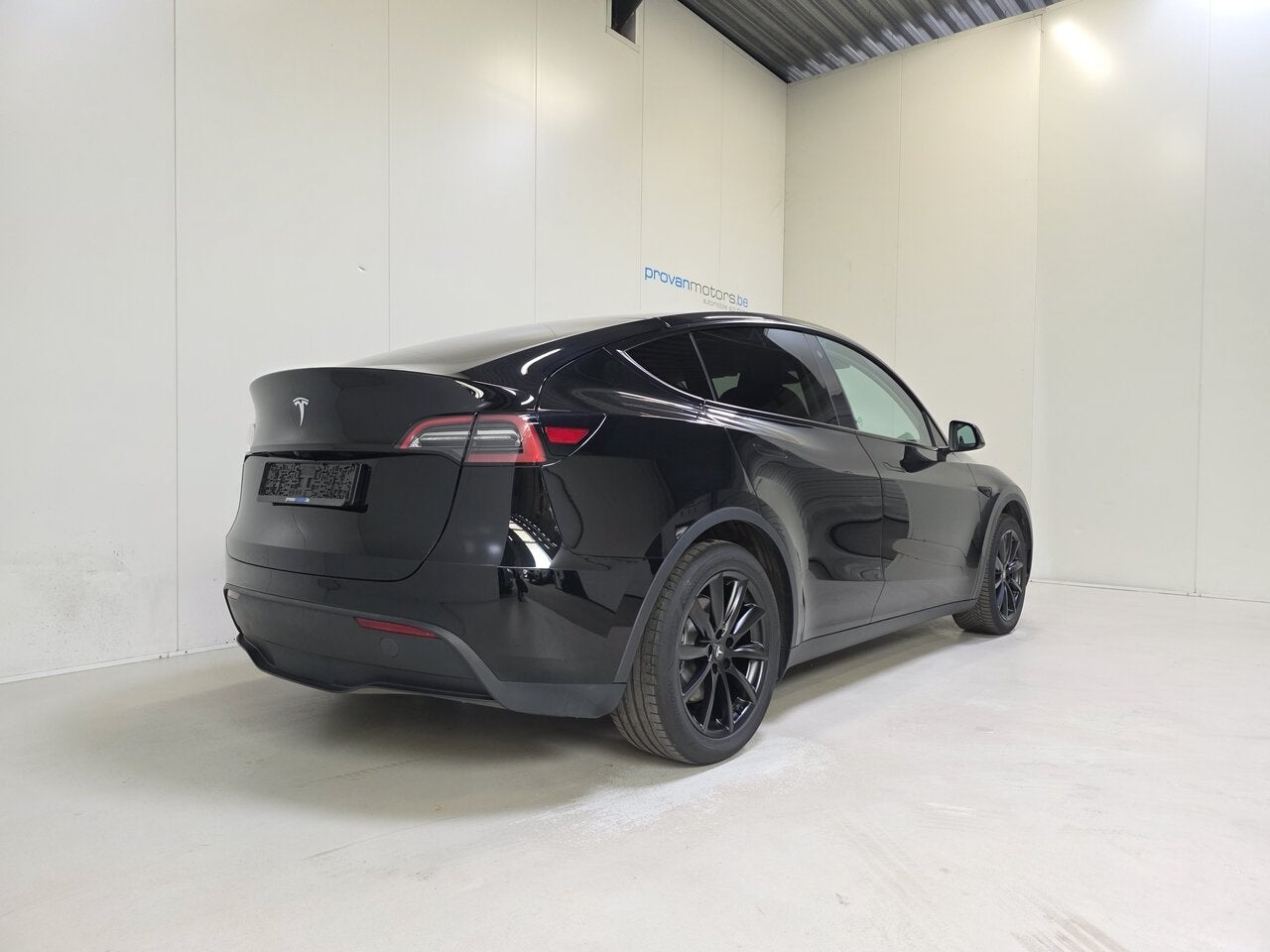 Tesla Model Y  Standard Range - Pano - 406 Km Range! Topsta, Auto's, Tesla, Zwart, https://public.car-pass.be/vhr/744265af-01a9-408e-808c-8dad0444bd3a