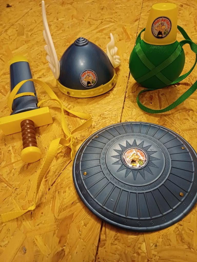 Costumes d'Astérix Parc, Enlèvement ou Envoi