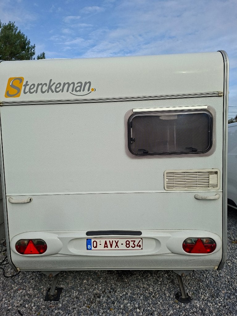 Caravane, Caravanes & Camping, Sterckeman, 4 à 5 mètres, Jusqu'à 6, 750 - 1000 kg