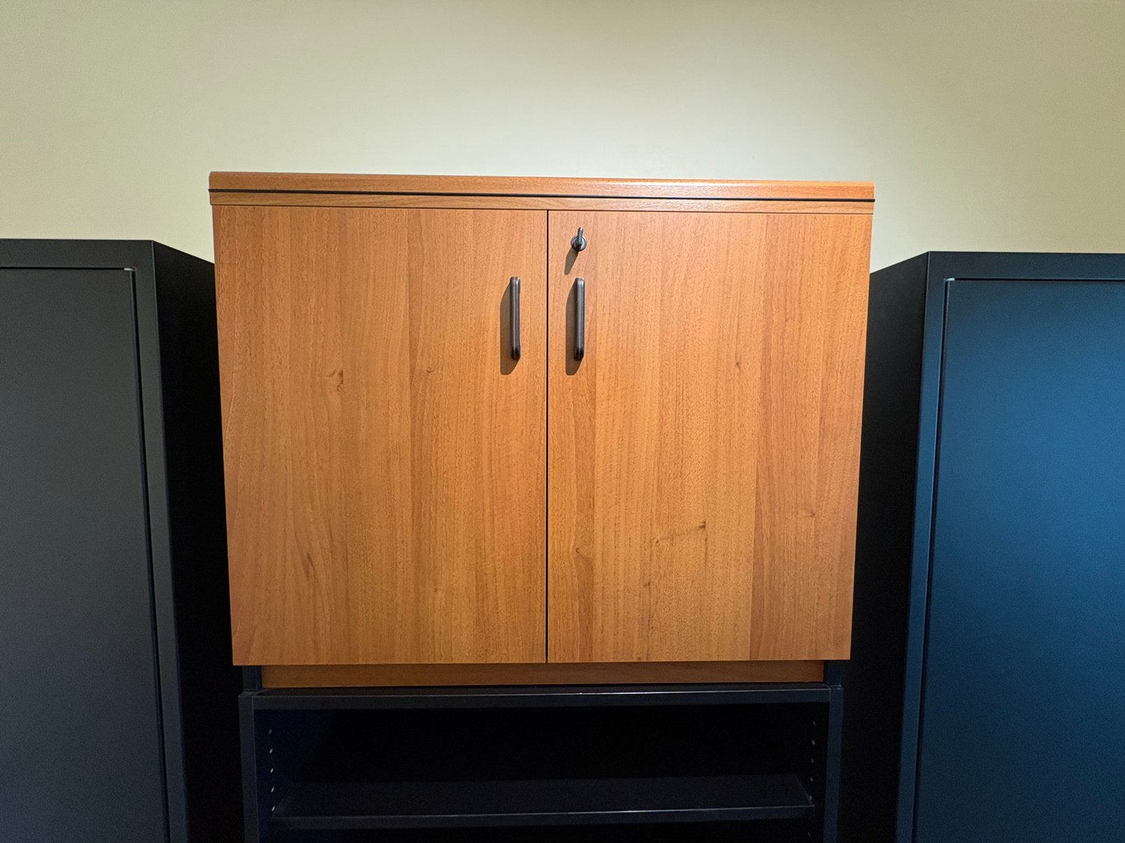 Meuble bureau armoire, 25 à 50 cm, Moins de 100 cm, Enlèvement, Utilisé