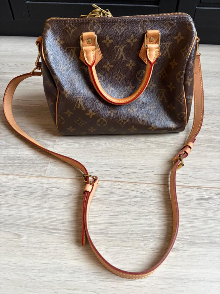 Louis Vuitton Speedy 25, Handtassen en Accessoires, Tassen | Damestassen, Zo goed als nieuw, Ophalen of Verzenden