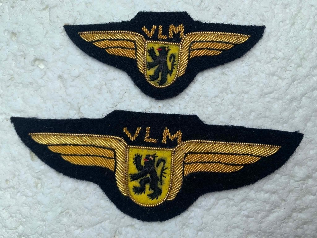 Insignes, Wings 2x Vlaamse Luchtvaart Maatschappij 1992-2018, Ophalen of Verzenden, Overige soorten, Embleem of Badge