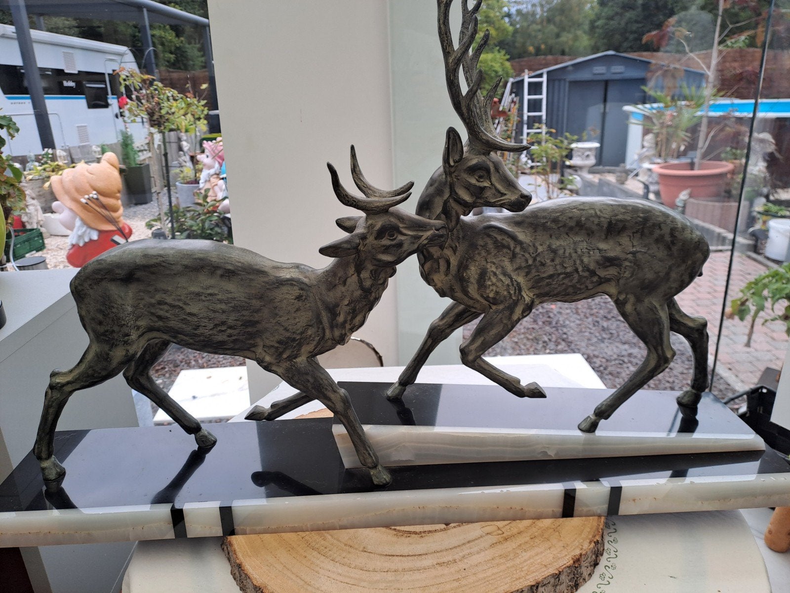 sculpture cerf sur bloc de marbre, Enlèvement, Bronze