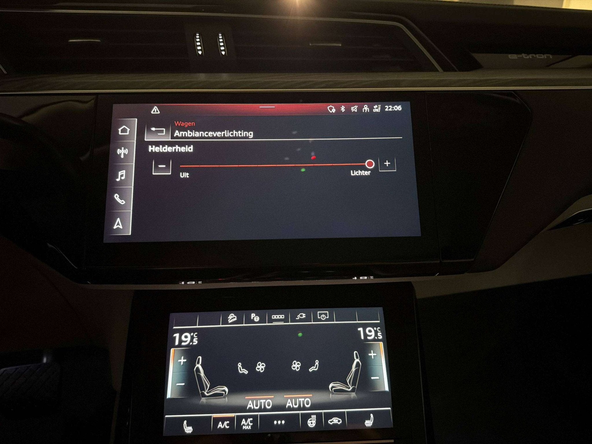 Audi Q8 e-tron 340PK QUATTRO S-LINE * FULL BLACK PACK * CAR, Auto's, Automaat, Lichtsensor, Q8 e-tron, Leder