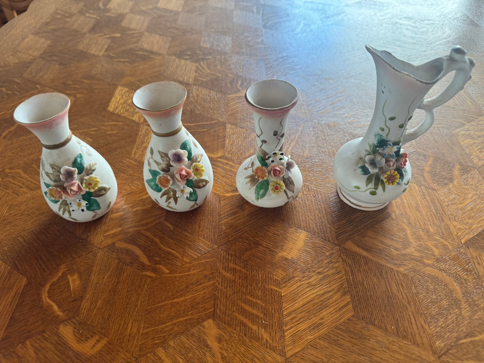 Vintage porseleinen minivaasjes set  Retro Capodimonte stijl, Ophalen of Verzenden