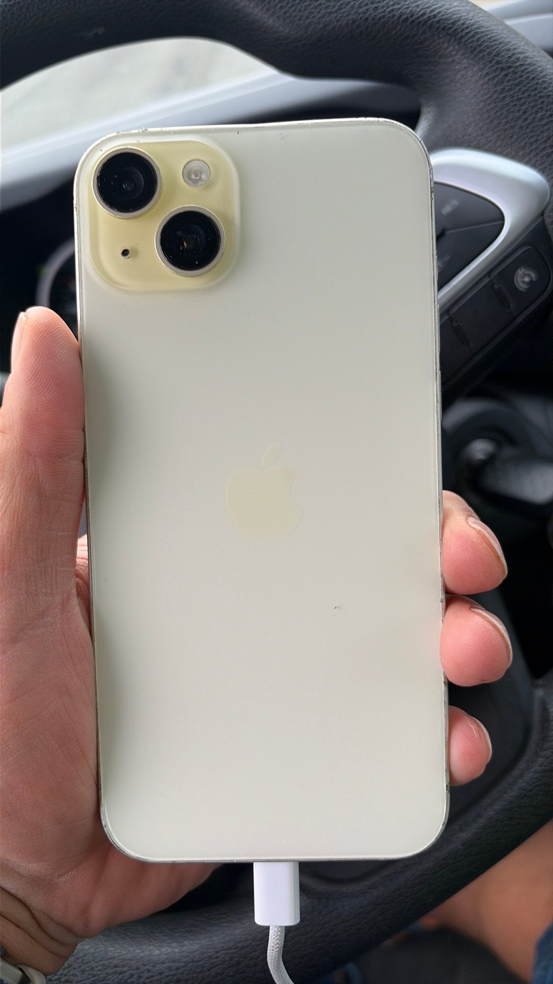Iphone 15 plud ecran pas griffes, 128 GB, IPhone 15, Enlèvement, Utilisé