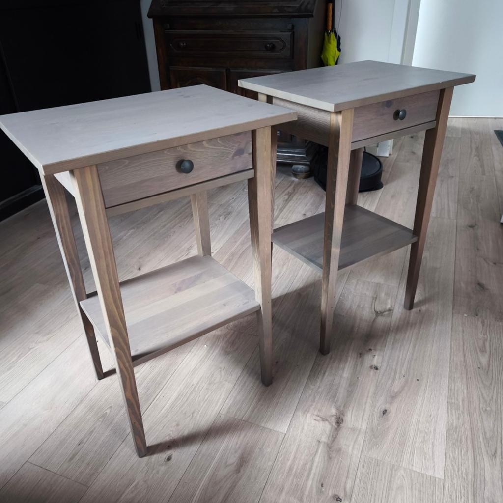 Nachtkastjes HEMNES, Ophalen
