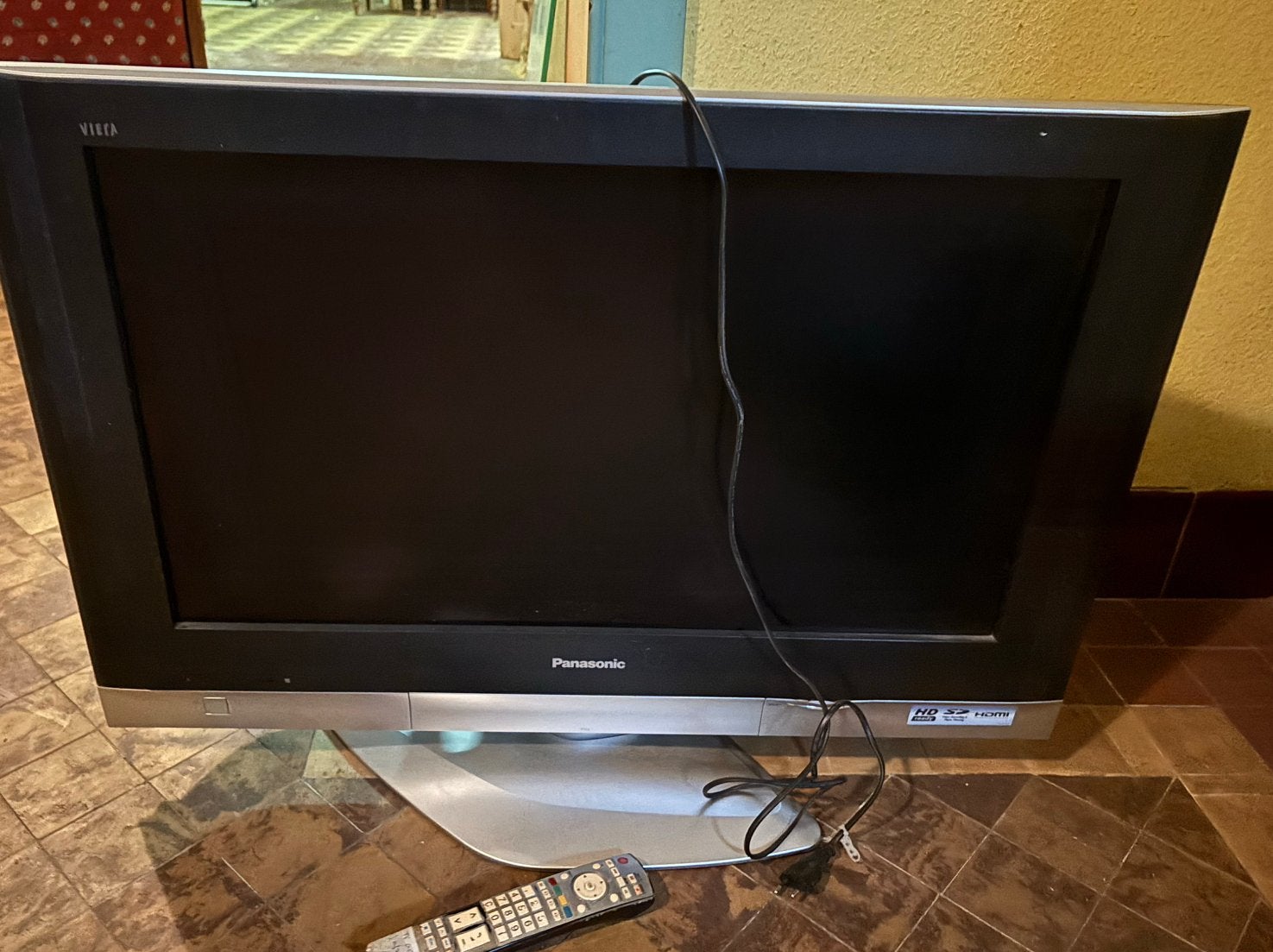 Panasonic tv met afstandsbediening, Ophalen, Gebruikt, Panasonic