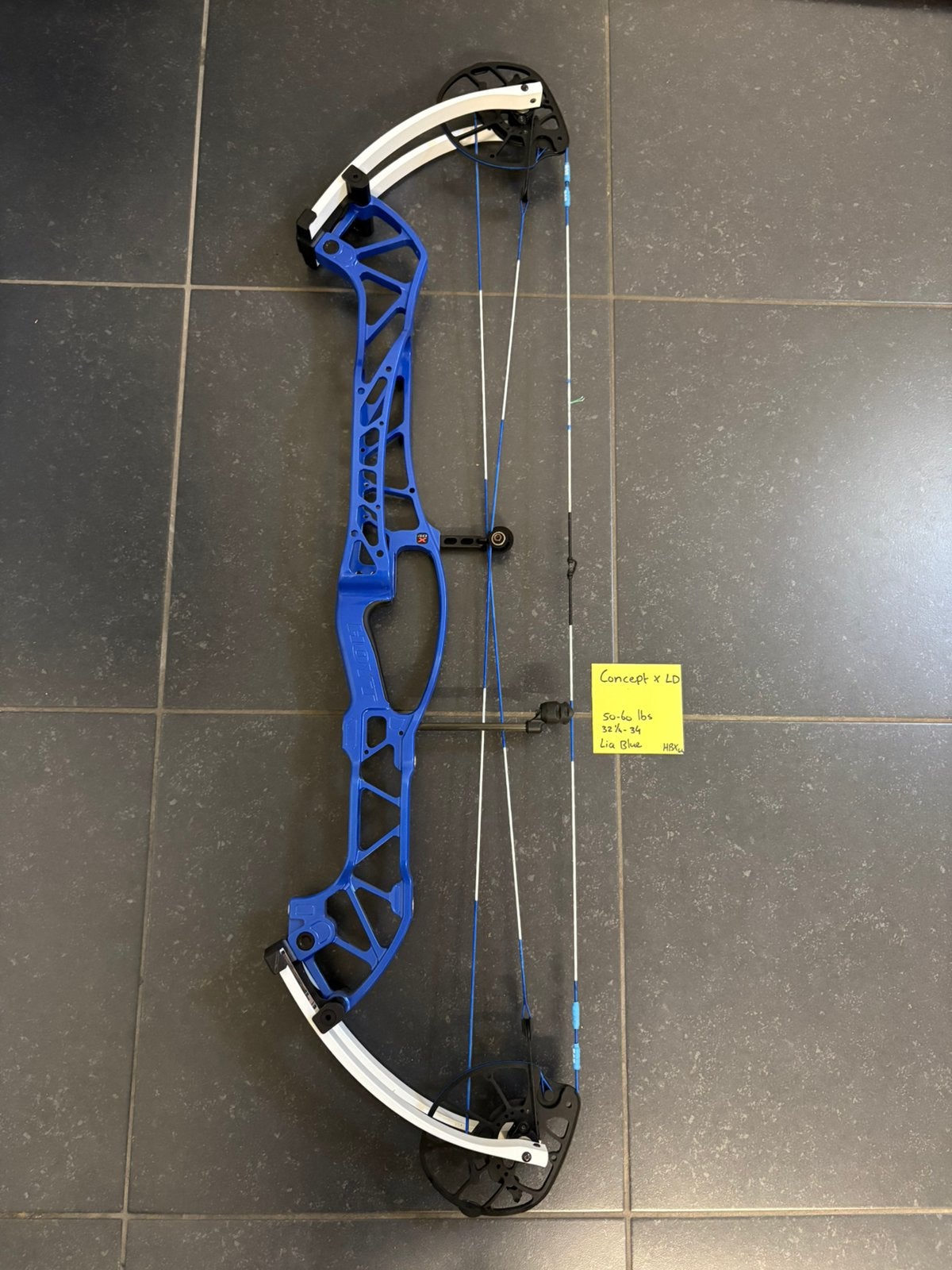 Hoyt Concept X LD 32-34 inch treklengte, Sport en Fitness, Handboogschieten, Ophalen of Verzenden, Zo goed als nieuw