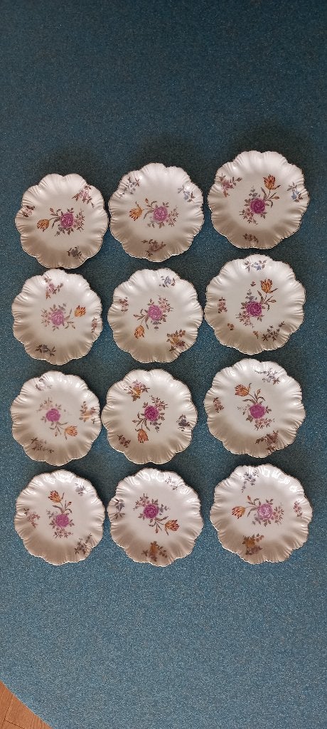 12 antieke dessertborden, Ophalen, Zo goed als nieuw, Porselein, Bord of Schaal