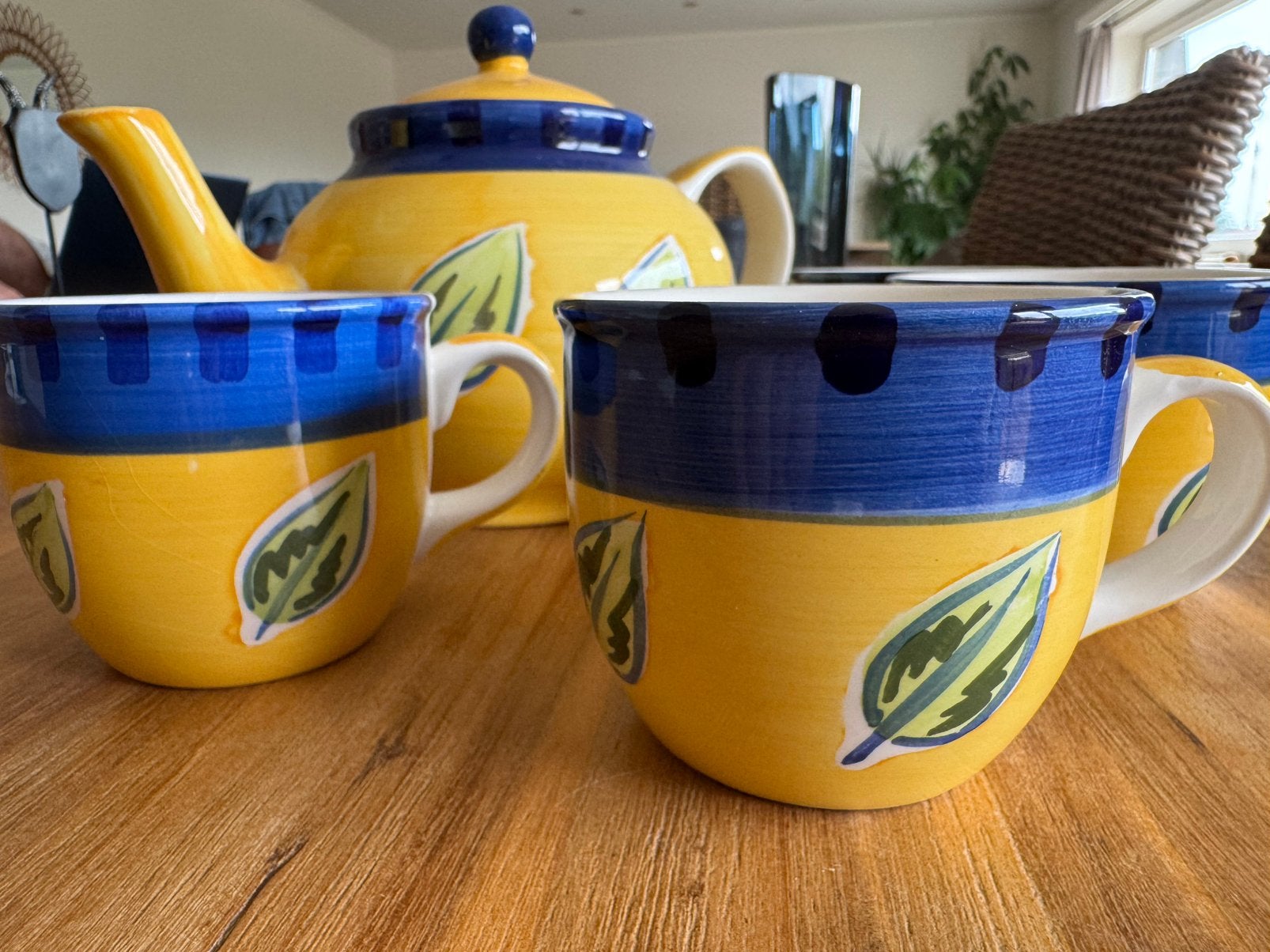 Thee set, Ophalen, Zo goed als nieuw, Theepot