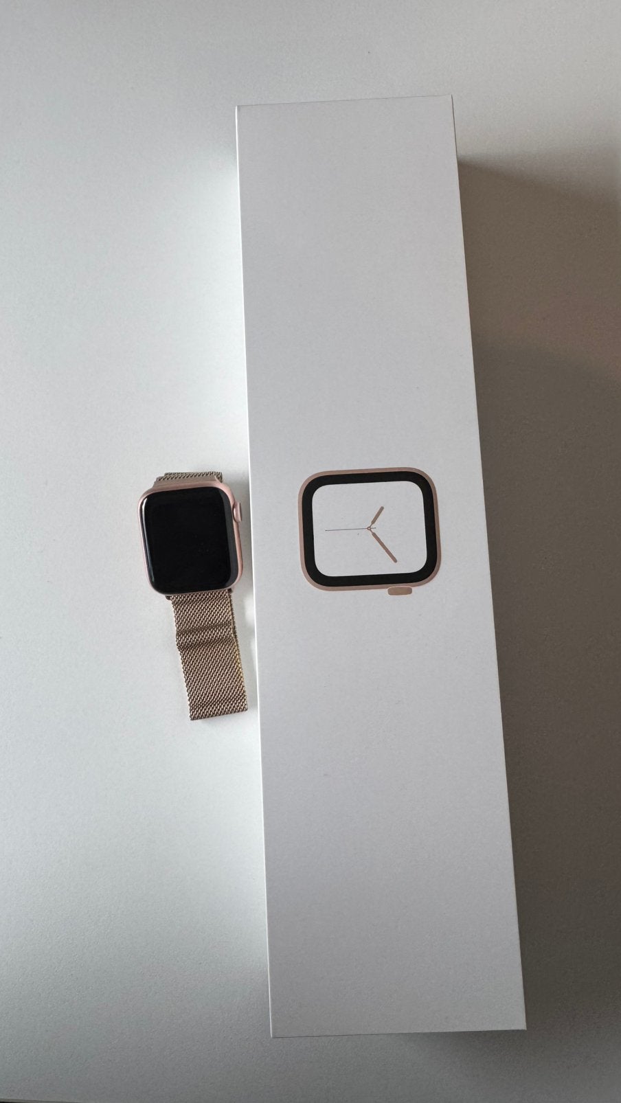 Apple Watch 4, Bijoux, Sacs & Beauté, Enlèvement ou Envoi, Utilisé, IOS