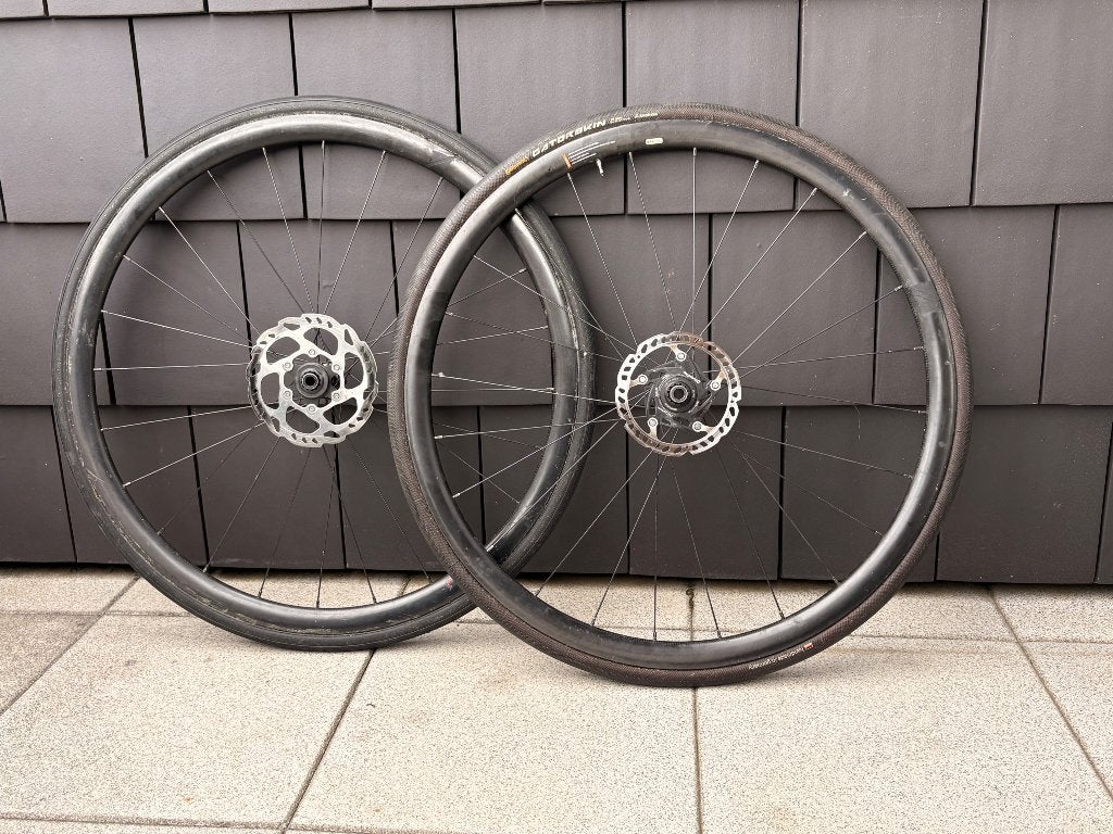 DT SWISS 350 klimwielen CARBON Disc HG Shimano, Fietsen en Brommers, Zo goed als nieuw, DT-Swiss, Racefiets, Carbon