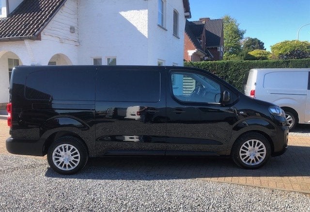 Opel Vivaro 2.0 BlueHdi L3-H1 60.000KM 2022 144Pk, Auto's, Vivaro, Zwart, Bedrijf, Euro 6