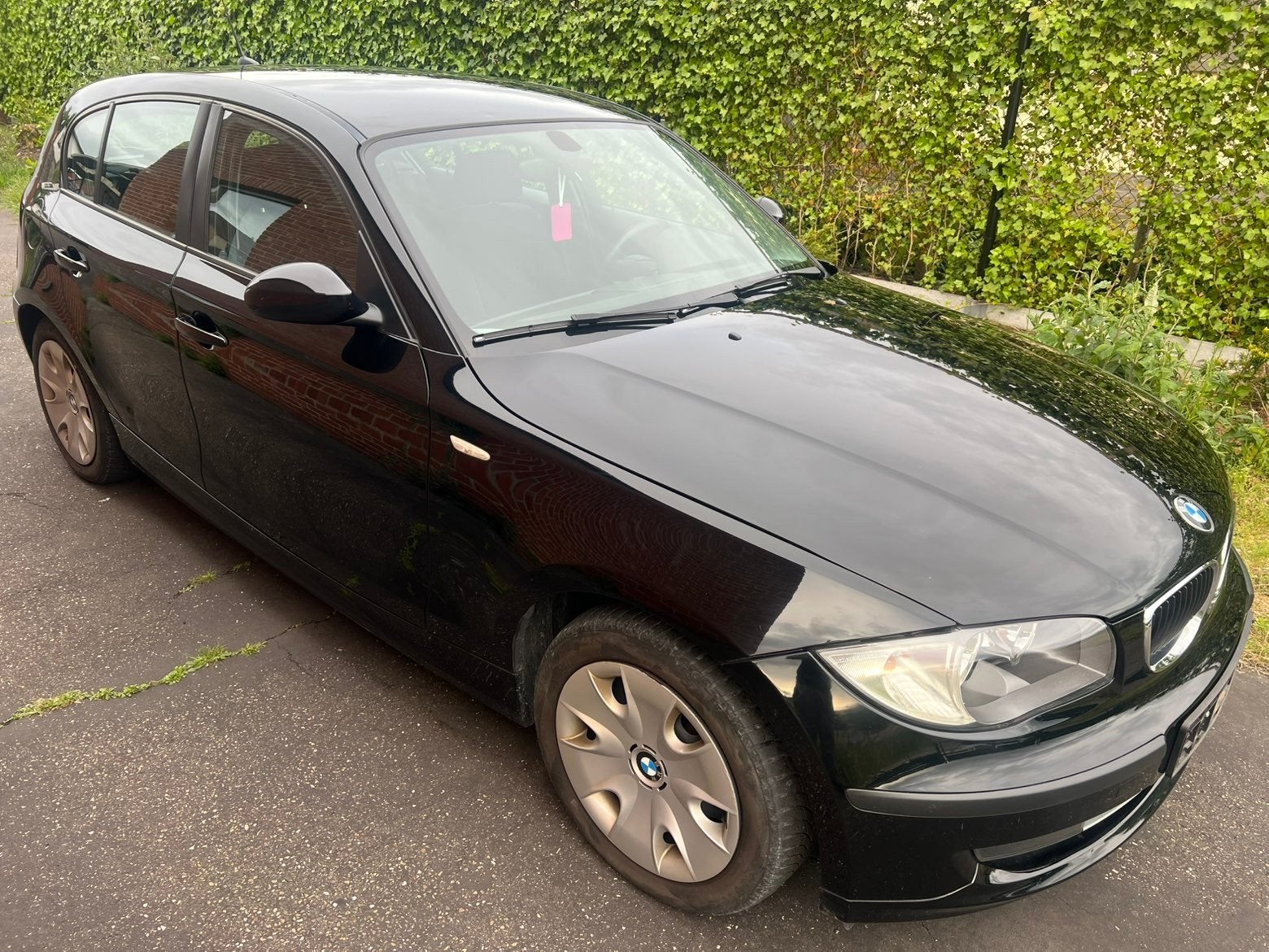 BMW 116 1-serie 116i Benzine met airco gekeurd voor verkoop, Auto's, BMW, Euro 5, Zwart, Zwart, Handgeschakeld