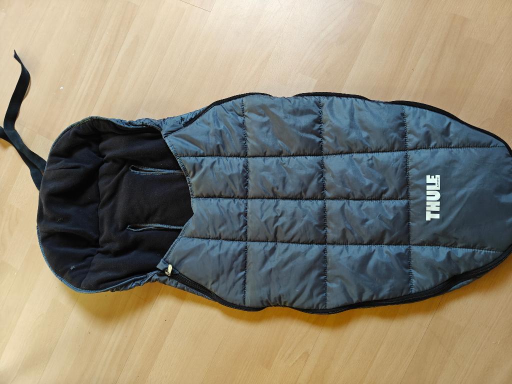 Thule footmuff voetenzak Sport, Kinderen en Baby's, Ophalen, Gebruikt