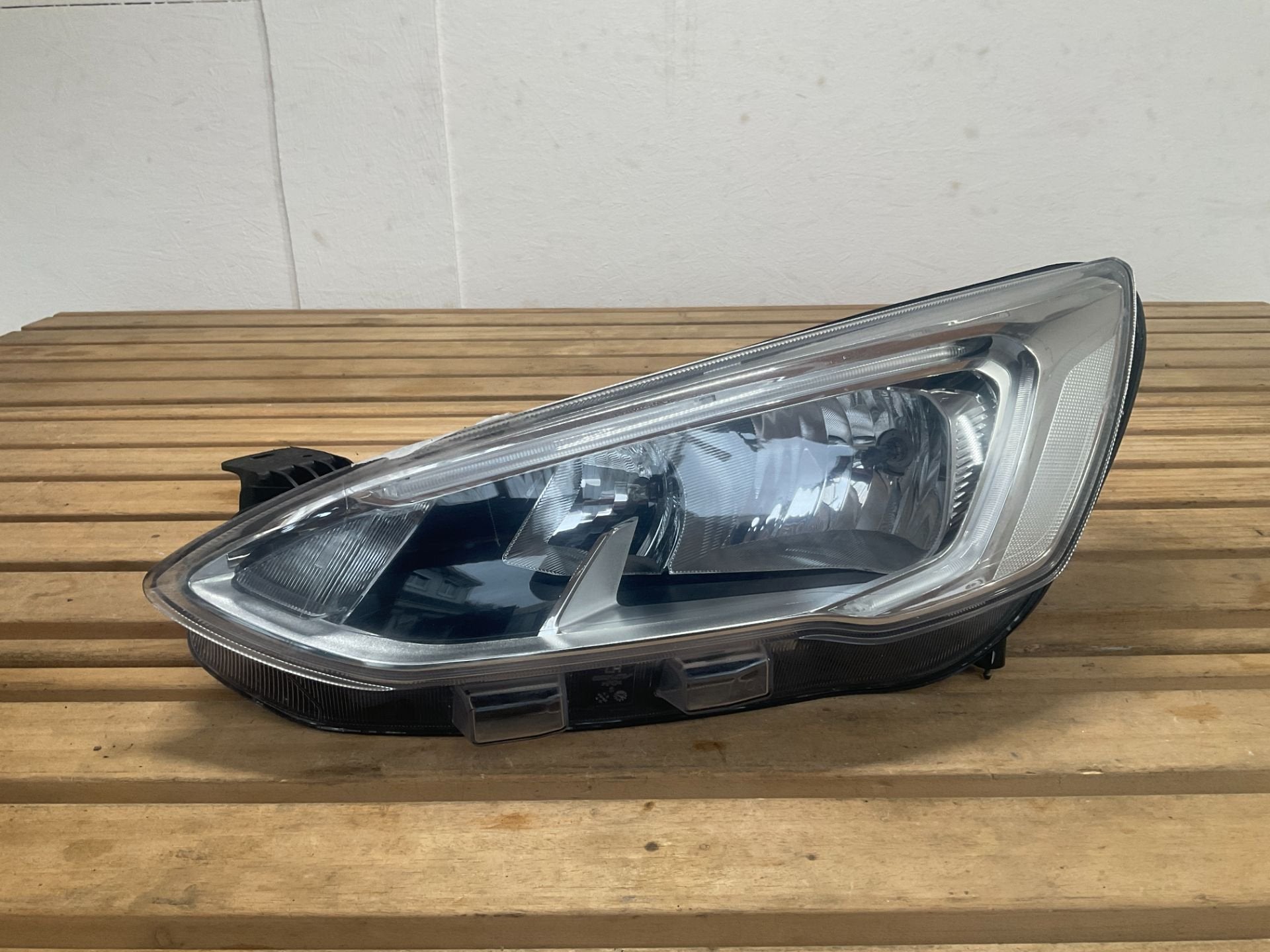 Koplamp Ford Focus MK4 2018 present RH JX7B13W030AE b7-3811, Gebruikt, Info@ford.com, Ford, Ford Motor Company