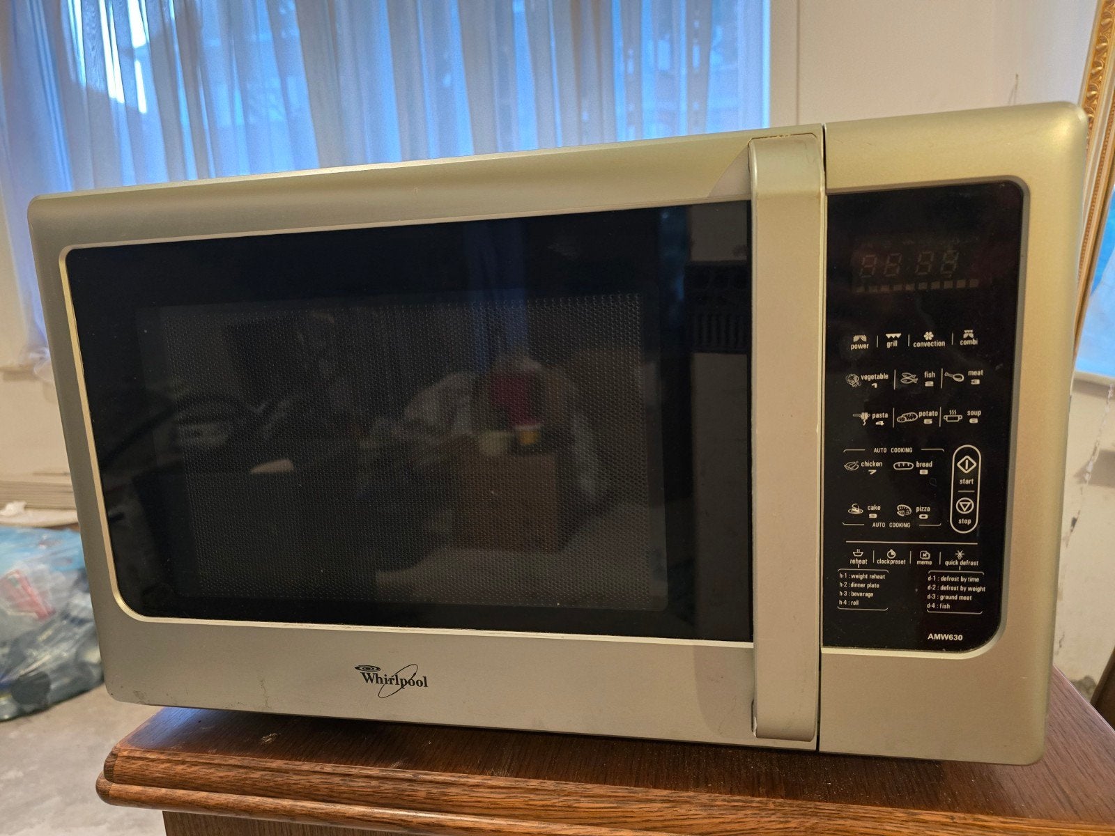 Whirlpool microgolfoven - verschillende functies, Elektronische apparatuur, Microgolfovens, Ophalen, Oven, Microgolfoven