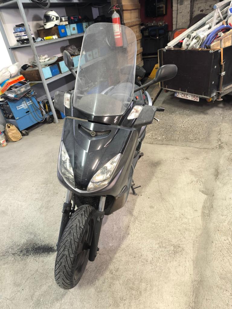 Yamaha Xmax 125, Motos, Enlèvement