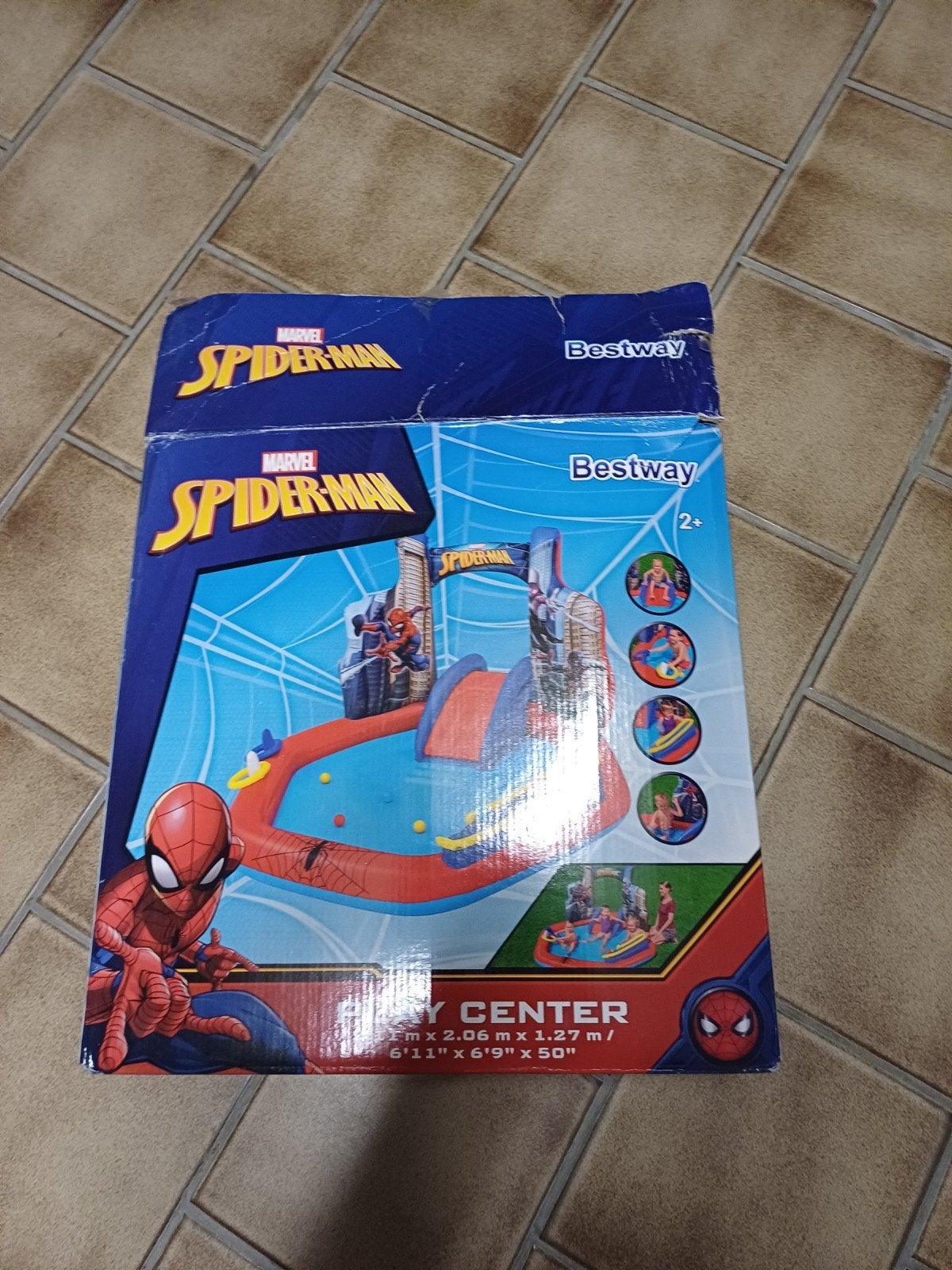 Zwembad Spiderman 2keer gebruikt  211 cmx206cmx127cm, Ophalen