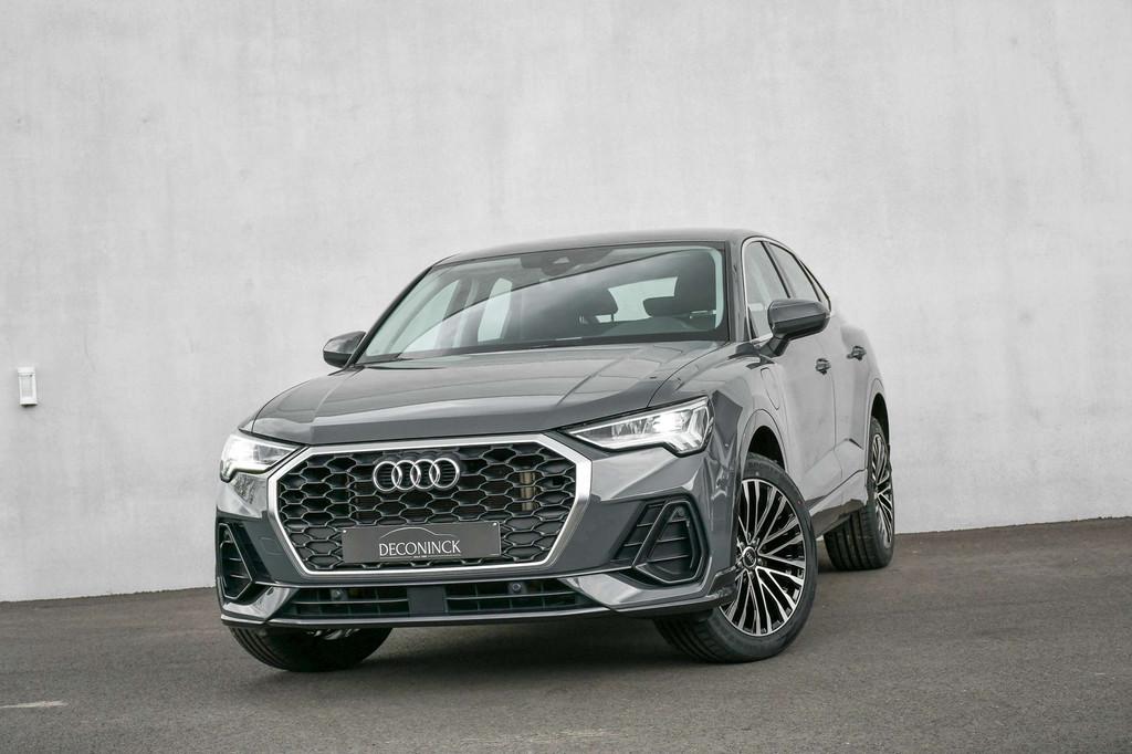 Audi Q3 Q3 PHEV 45 TFSIe*FULL LED*CAMERA*ACC*BI COLOR 19"*CA, Auto's, Audi, Automaat, Gebruikt, 4 cilinders, Leder