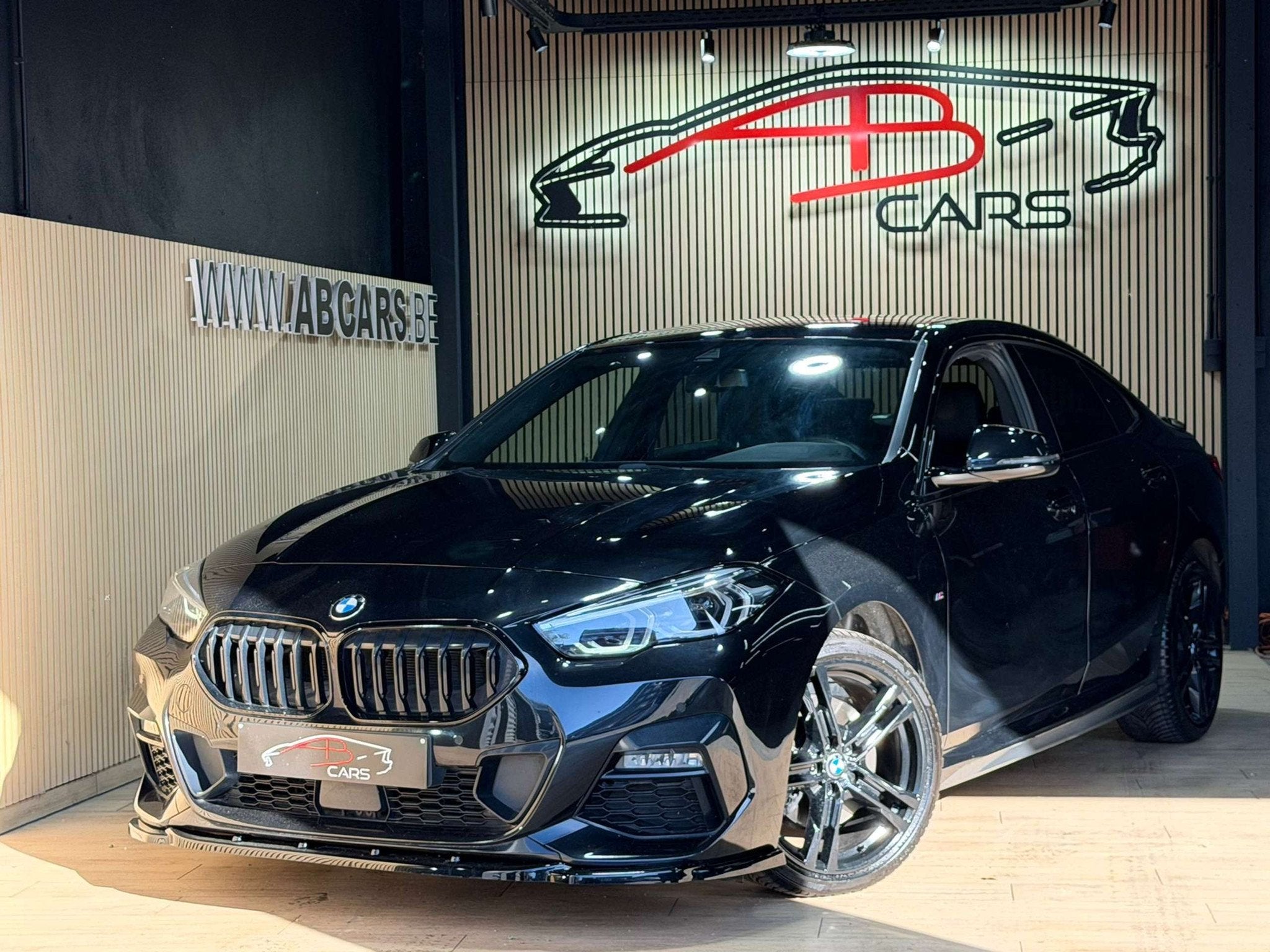 BMW 2 Serie 216 DA * Gran Coupé * PACK M PERFORMANCE * 1ER, Auto's, Automaat, 4 deurs, Gebruikt, 116 pk