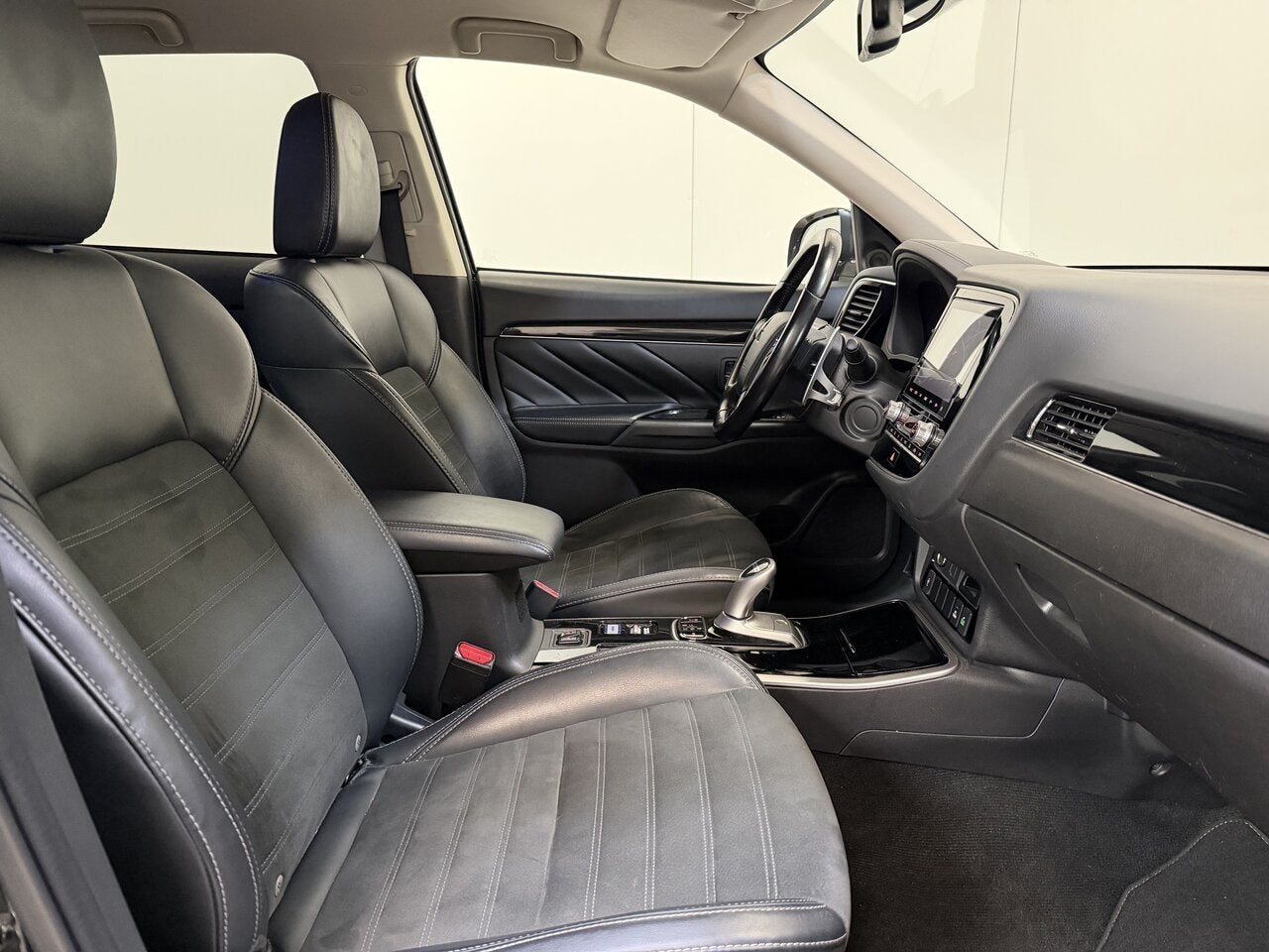Mitsubishi Outlander 2.3 PHEV AWD Hybrid - GPS - Topstaat!, Autos, 0 kg, Outlander, 0 kg, Noir