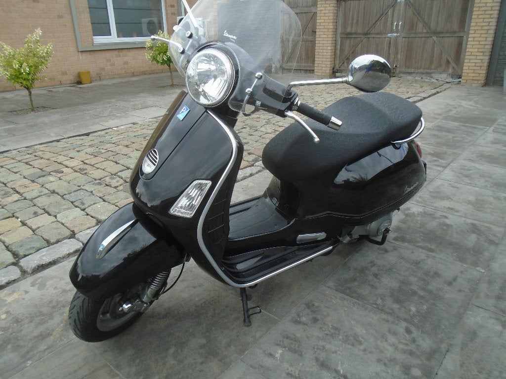 Vespa 300ie Gts, 2013, topstaat! 2999€, Fietsen en Brommers, Scooters | Vespa, Ophalen, Overige modellen, 300 cc, Benzine