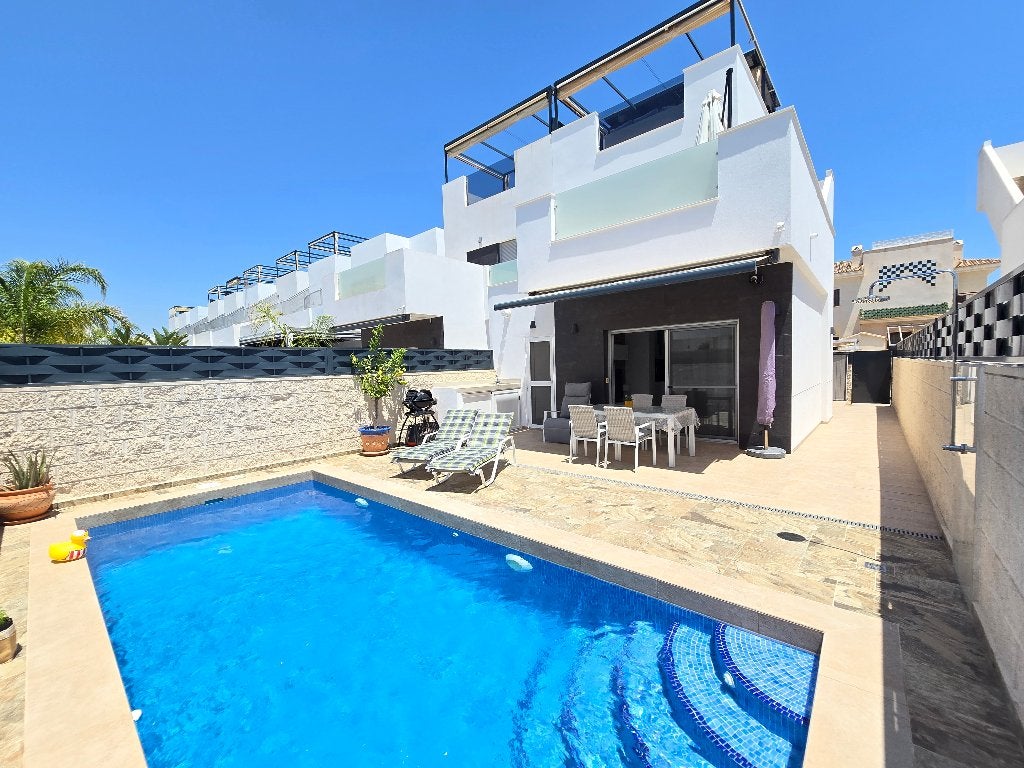 Villa mitoyenne à vendre à Ciudad Quesada, Immo, Étranger, Espagne, Maison d'habitation, Ville