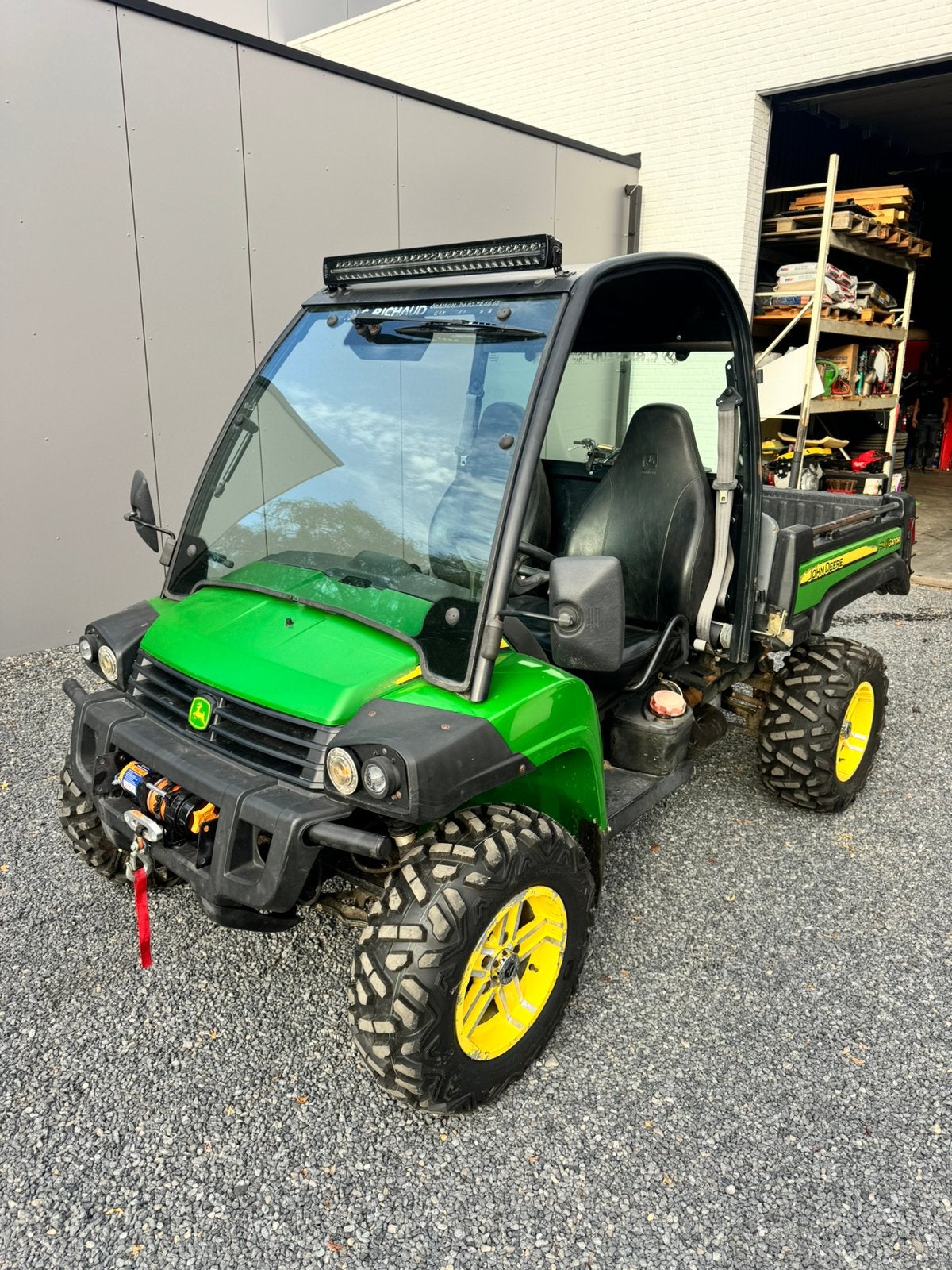 John deere gator 855D, Enlèvement