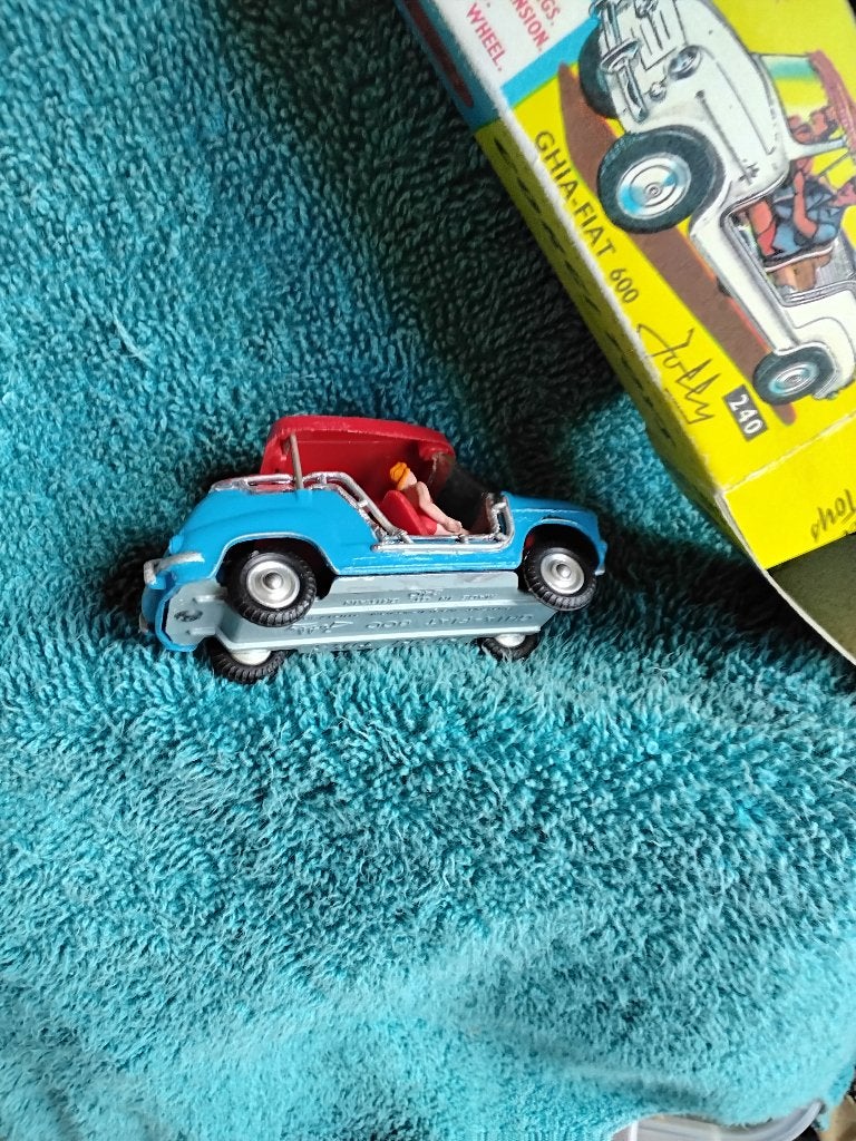 Gorcy toys, Enlèvement ou Envoi, Utilisé, Voiture, Corgi