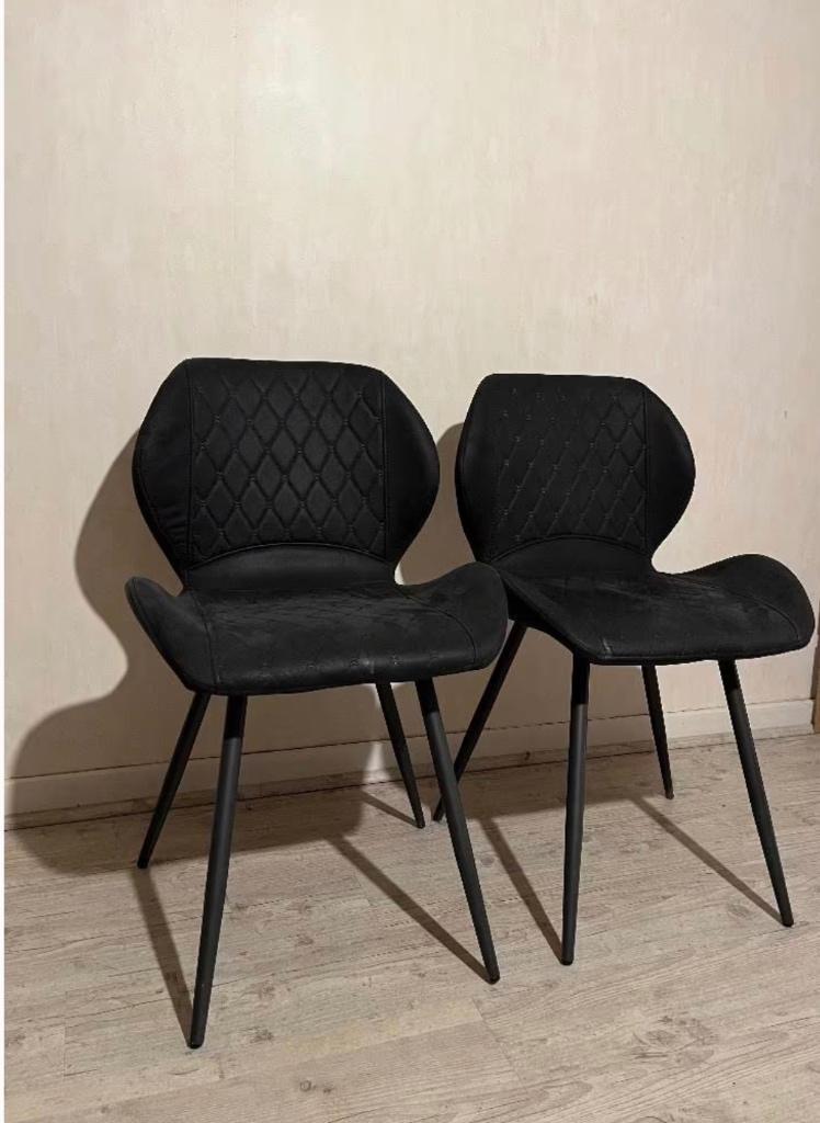 4 zwarte / donker grijze  eetkamerstoelen, Comme neuf, Synthétique, Enlèvement, Modern
