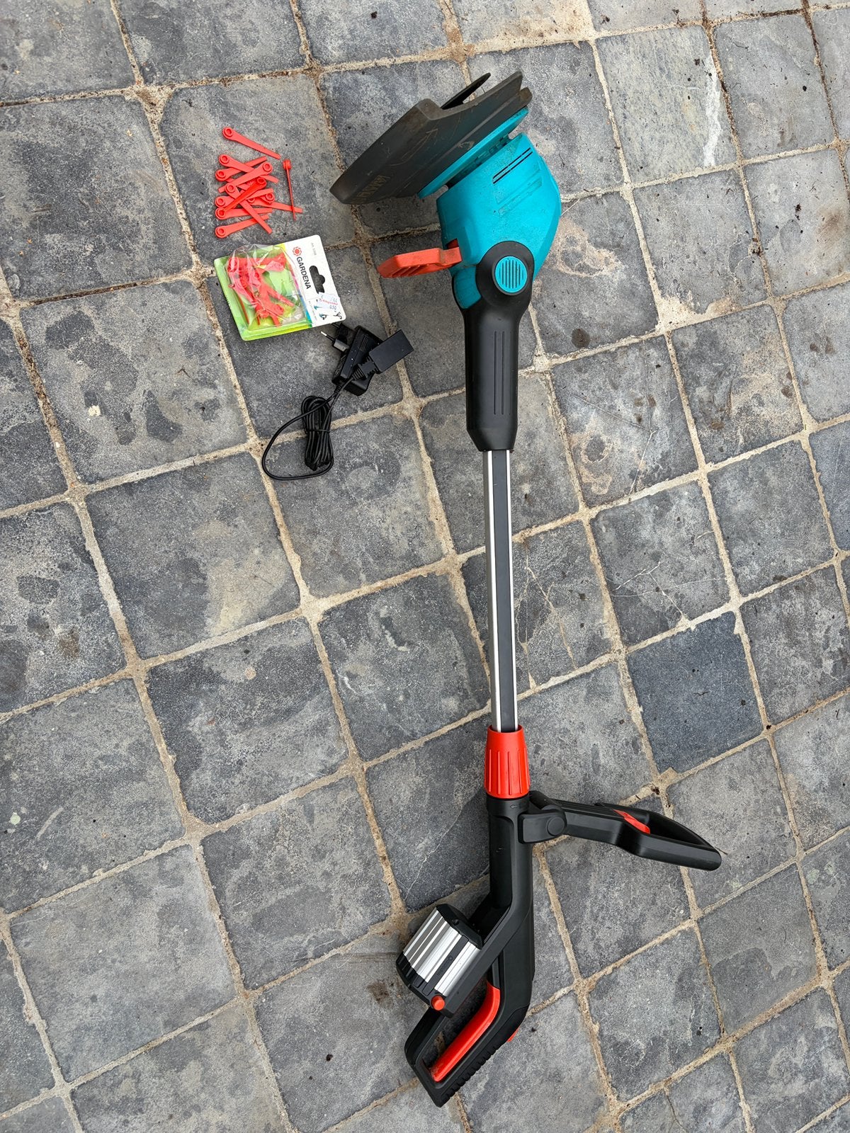 Gardena easycut accu gazontrimmer, Tuin en Terras, Ophalen, Gebruikt, 10 tot 30 cm, Accu