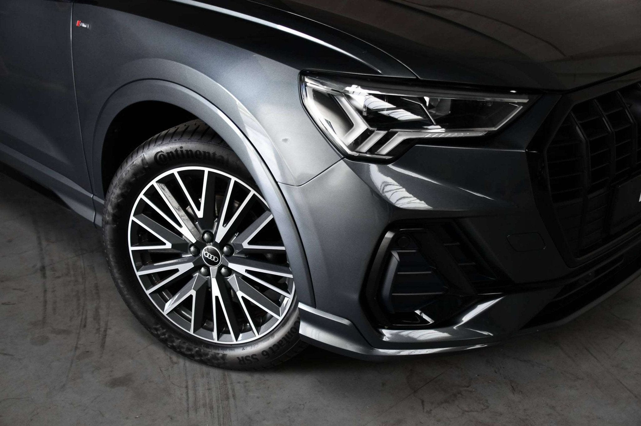 Audi Q3 35 TFSI - S-Line - B&O - Pano - Sfeerverl. - Virtual, Auto's, Bedrijf, 5 zetels, 5 deurs, Hybride Elektrisch/Benzine