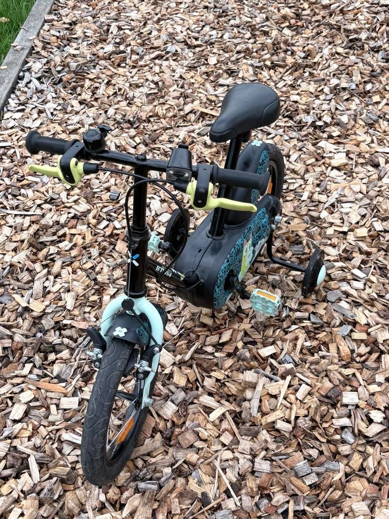B’twin kinderfiets 14”, Fietsen en Brommers, Ophalen, Zijwieltjes, Gebruikt, Velgrem