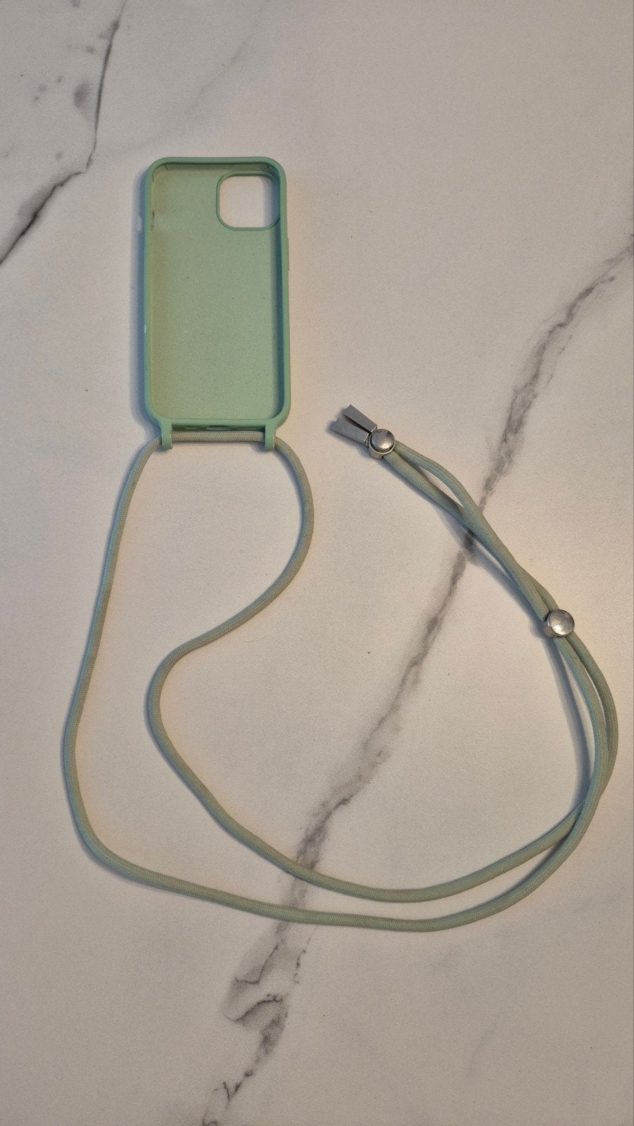 Hoesje met touw voor iPhone 13., Telecommunicatie, Mobiele telefoons | Telefoon-opladers, Ophalen, Gebruikt, Apple iPhone