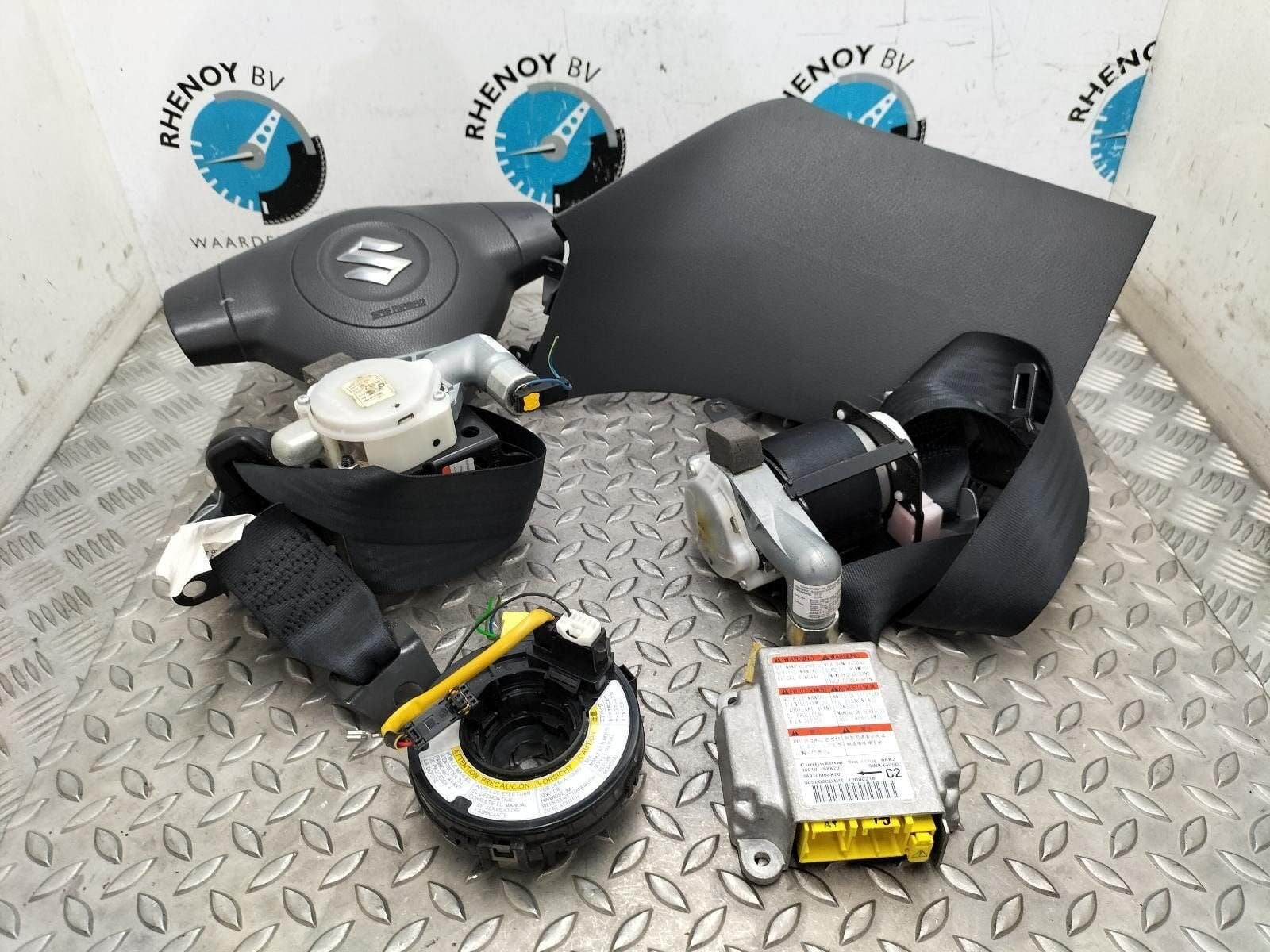 Airbagset Alto 2010, -, ARN reconnu, Utilisé, -