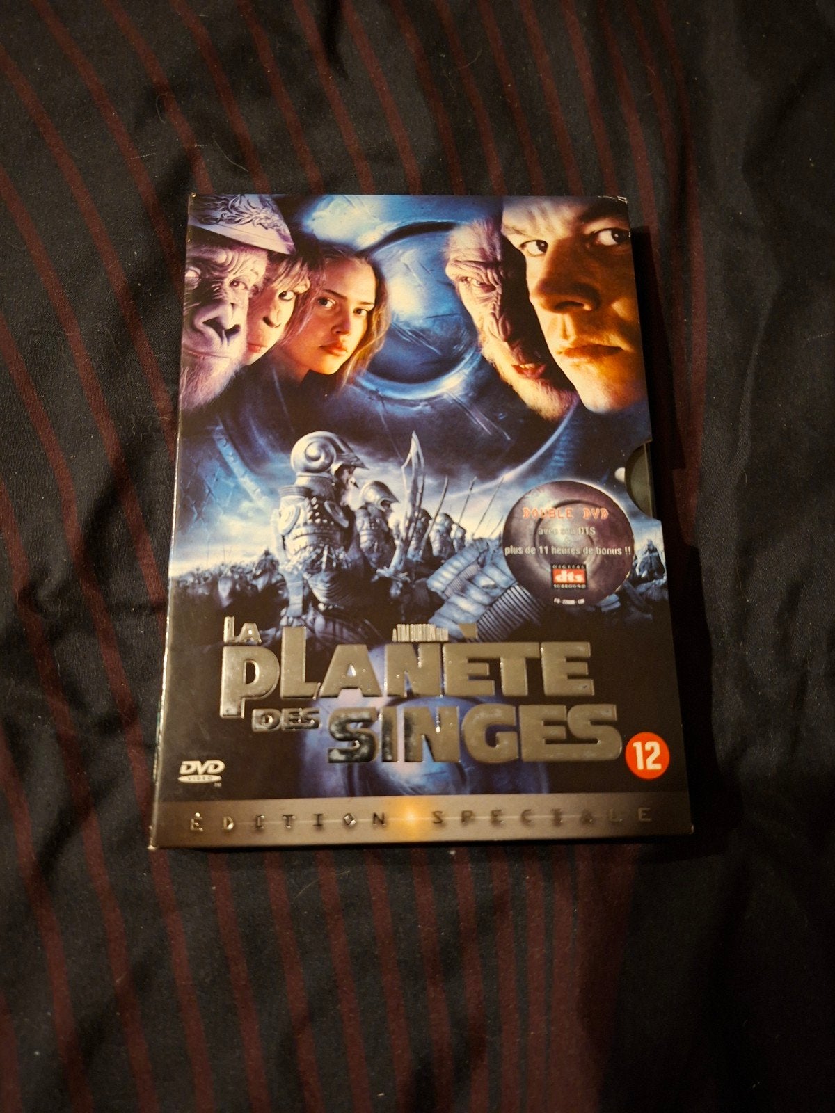 A vendre coffret dvd édition spécial La planète des singes, CD & DVD, Enlèvement ou Envoi, Science-Fiction, Anglais, À partir de 12 ans